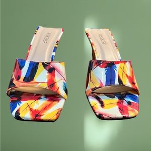 WSKEISP Funky Square-Toe Heels